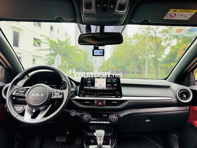 Kia K3 2024 Premium 1.6 AT - 5000 km