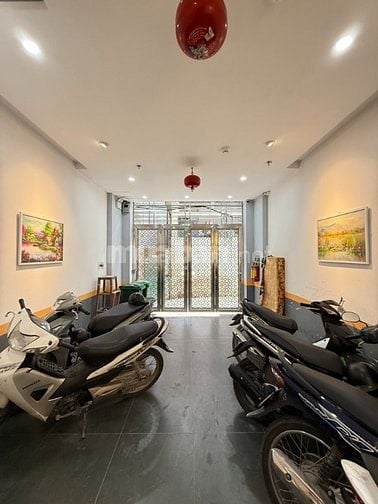 MẼ TRÌ,BÁN CĂN CCMN 7 TẦNG,12 PHÒNG,DOANH THU 80TR/ THÁNG,NGÕ THÔNG 