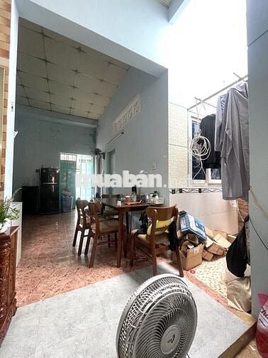BÁN NHÀ 147M2 ĐHT 18 Q12  KHU VỰC NHIỀU KHO XƯỞNG, CÔNG TY - THÔNG QL1