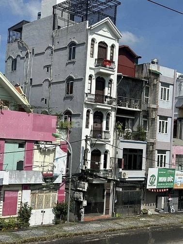 Bán nhà Mặt Phố Lâm Du - Long Biên