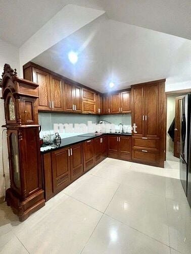 Chào bán nhà 3 tầng 3 mê kiệt ô tô nguyễn tất thành (hải châu) 4ty950