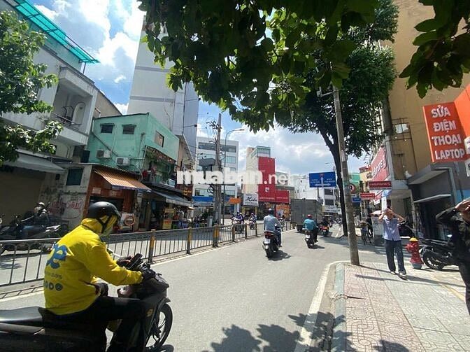 CHO THUÊ NHÀ MẶT TIỀN 6M TRẦN QUANG KHẢI. QUẬN 1