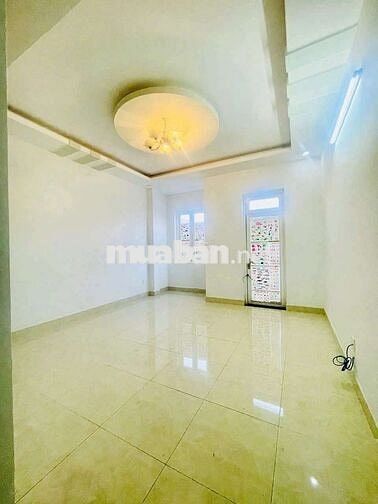 Cho thuê nhà gần ngã tư Chiêu Liêu