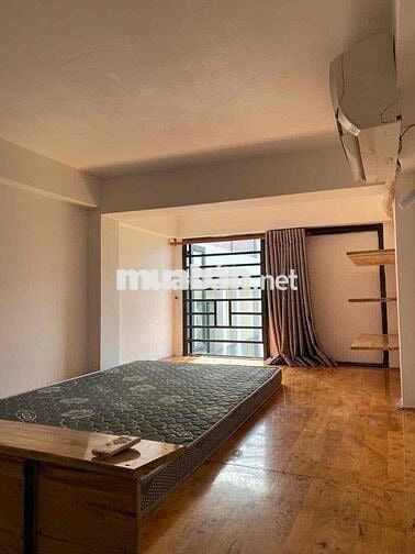 Căn hộ mini duplex có sẵn máy giặt gần TDTU