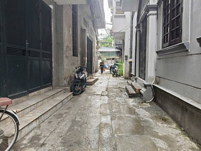 Bán nhà ngõ to cách Bờ Hồ 600m