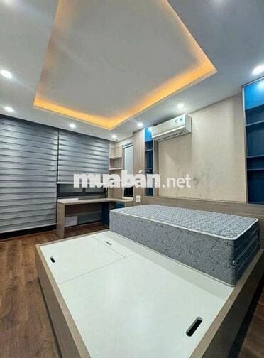 Phân lô ô tô hiếm Phùng Chí Kiên chỉ gần 9 tỷ, 30m2, 5T, full nội thất