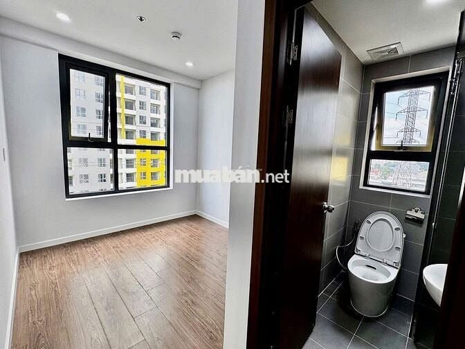 KẸT TIỀN BÁN GẤP CĂN 2PN 2WC TẠI BCONS CITY