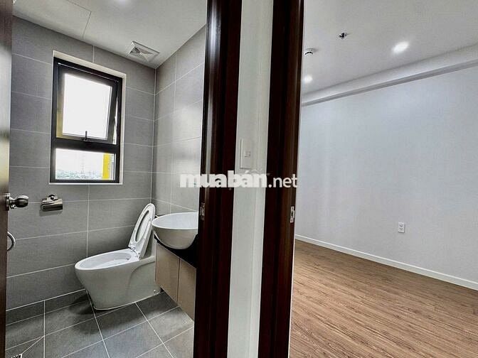 KẸT TIỀN BÁN GẤP CĂN 2PN 2WC TẠI BCONS CITY