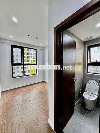 KẸT TIỀN BÁN GẤP CĂN 2PN 2WC TẠI BCONS CITY