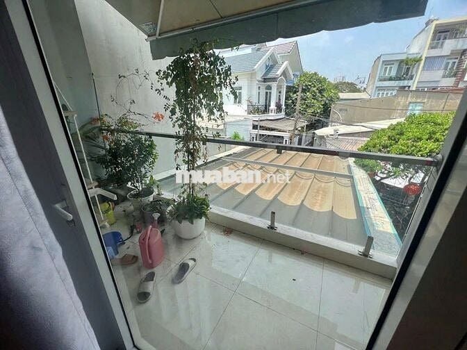 CHO THUÊ NHÀ NGUYÊN CĂN - CÓ SÂN ĐẬU Ô TÔ - 4PN, 2 TOLET