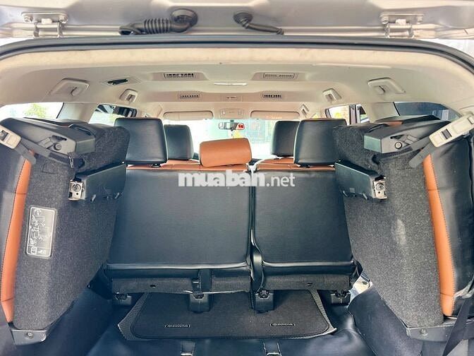 Innova 2.0 E MT 2017-53000 km