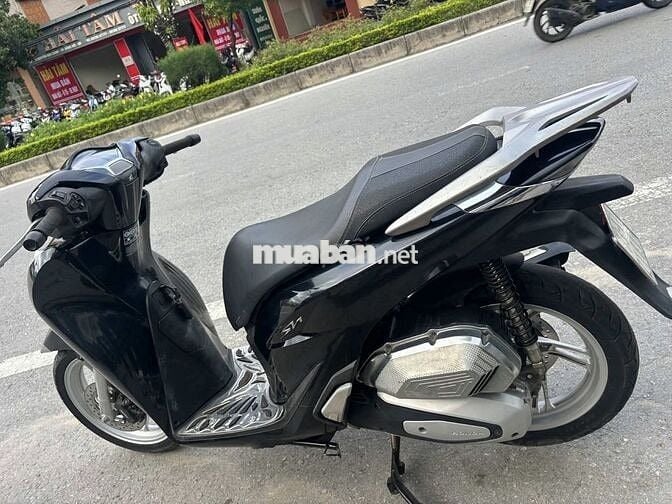sh 2021 đen bóng có trả góp trao đổi