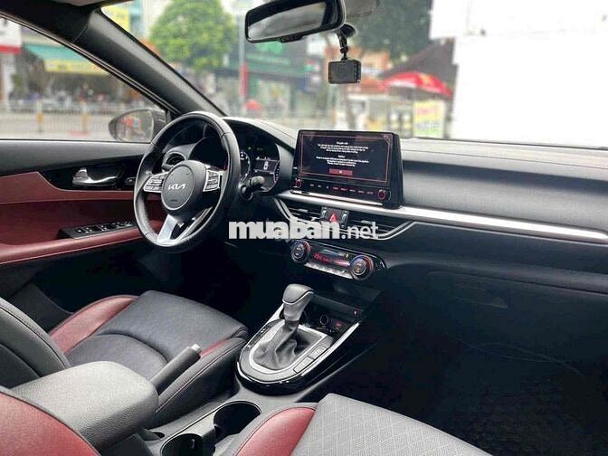 Kia K3 2022 2.0 Premium - xe odo lướt