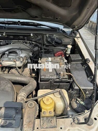 Mitsubishi bajero 2009 tải 300kg 5 người xe zin