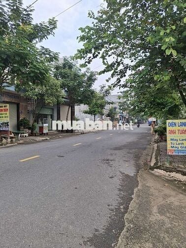 Ngộp bán gấp bán nhà 2 tầng, shr _ Kdc Xuyên Á, cách Hóc Môn 2km