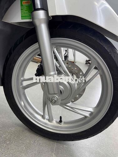 SH150 Abs 2021 trắng rin xe thẳng đẹp