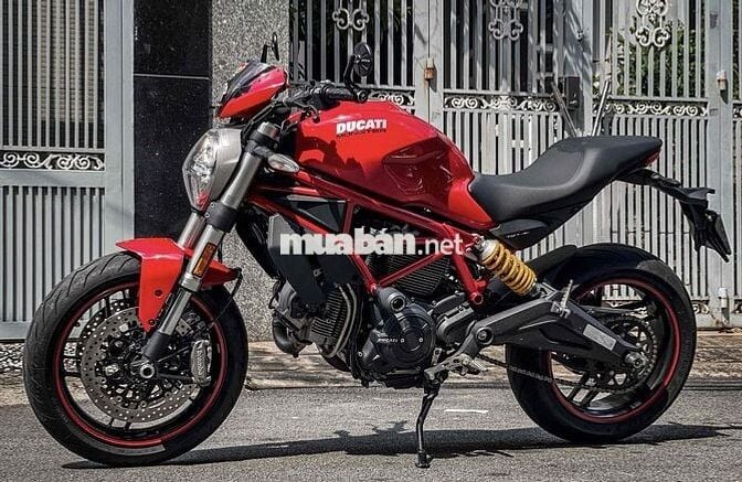 cần bán Ducati Monster797, có nhận giao lưu xe.