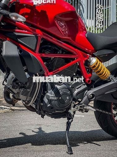 cần bán Ducati Monster797, có nhận giao lưu xe.