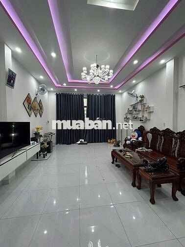 Chính chủ gởi bán nhà 3 tầng Mặt tiền Hoà Phú LIÊN CHIỂU