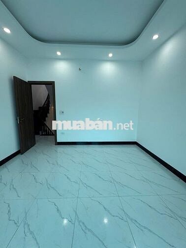 3.45 tỷ Ô tô để TRong nhà Thụy Hương- Phường CHƯƠNg MỸ 80m2