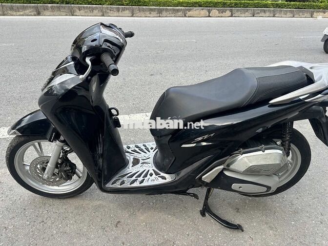 sh 2021 đen bóng có trả góp trao đổi