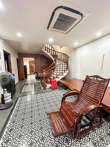 CHO THUÊ VILLA SÂN VƯỜN TRUNG TÂM QUẬN 3