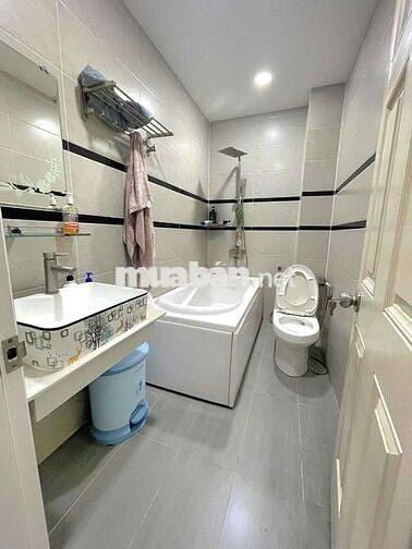 NHÀ 4 LẦU TÂY THẠNH TÂN PHU ( 5m x 16m)
