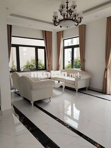 Cần bán biệt thự nghỉ dưỡng Đà Lạt