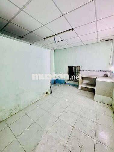BÁN NHÀ CẤP 4 HẺM 600 KINH DƯƠNG VƯƠNG 75M2 GIÁ 3,5 TỶ TL
