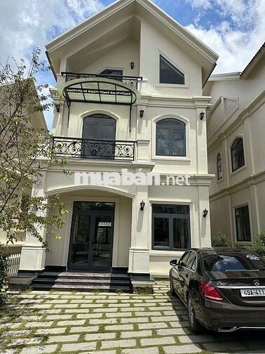 Cần bán biệt thự nghỉ dưỡng Đà Lạt
