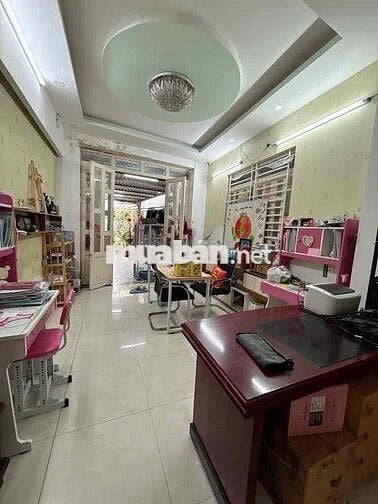 Nhà ở 90m2-Hẻm xe hơi 8m-Đường Nguyễn Văn Đậu