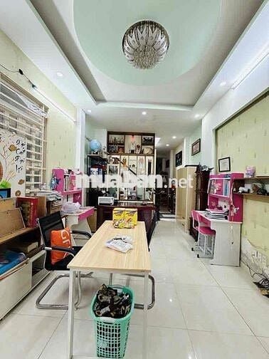 Nhà ở 90m2-Hẻm xe hơi 8m-Đường Nguyễn Văn Đậu