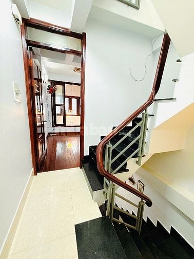 Bán Nhà trống vào ở liền gần sát chợ Rạch Ông chỉ 50m ra đường lớn 