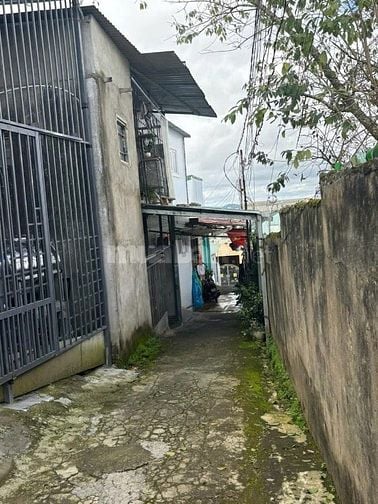 Chỉ với 3 tỷ 700 triệu sở hữu ngay lô đất kèm nhà xây trên đất cách ch