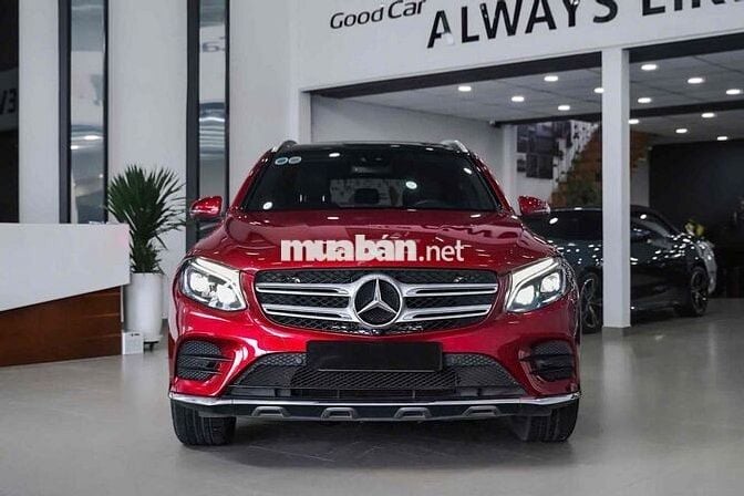 Mercedes Benz GLC Class 2019 - 66000 km Bank 90%