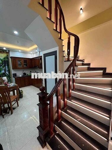 Tìm người thuê cùng trong nhà nguyên căn