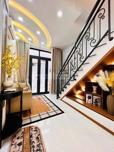 Bán nhà Hồ Văn Huê - Hoàng Văn Thụ, P. 9, Phú Nhuận. 2 lầu, giá 5,98tỷ