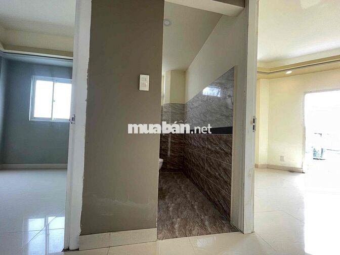 479 Tân Hoà Đông, Bình Trị Đông, Bình Tân, HCM (giáp Tân Phú)  • 10p đ