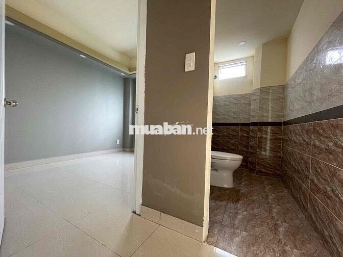 479 Tân Hoà Đông, Bình Trị Đông, Bình Tân, HCM (giáp Tân Phú)  • 10p đ