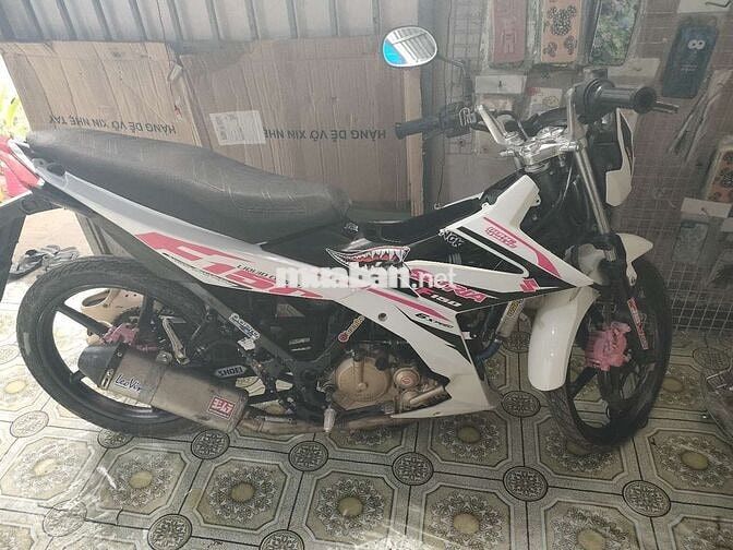 Satria ko đi bán lẻ cứu chủ