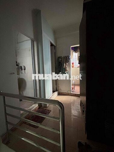 Nhà Đất ngõ cụt, cách mặt đường Khâm Thiên chục bước chân, sdcc + gdcc