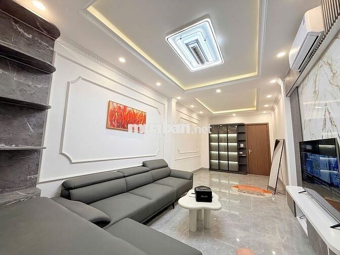 Thạch Bàn- Nguyên Căn 6 Tầng, Thang máy- Nhà Mới , Full Đồ  - 15 Triệu