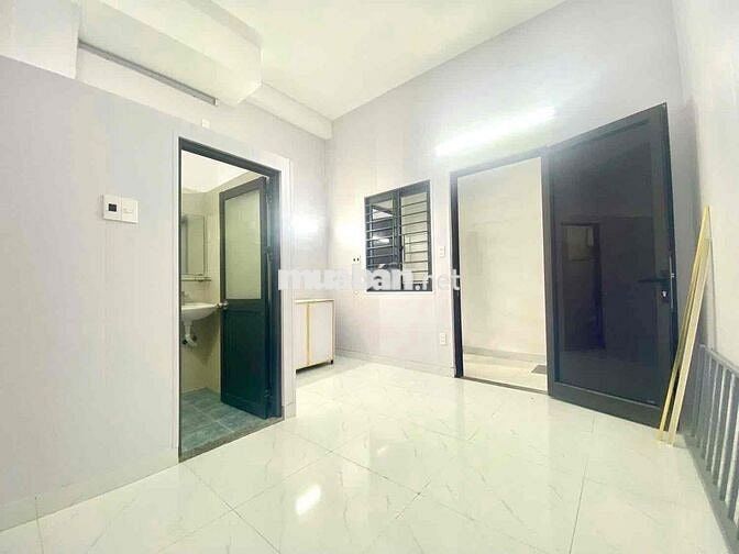 Cho Thuê Phòng Trọ gác lững đường Hoàng Minh Thảo, bên cạnh ĐH Duy Tân