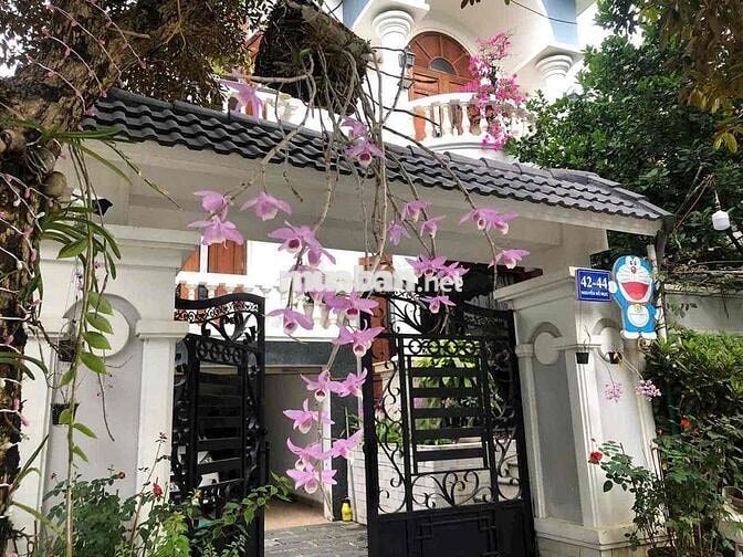 Biệt thự 3 tần MT 7m5 khuê trung chỉ 13ty5 Tl