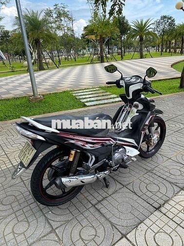 thanh lý jupiter RC 2011 máy zin xe đẹp.