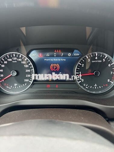 VinFast Lux A2.0 2021 2.0 AT - 81000 km