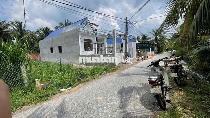 Nền thổ cư đường nhựa 6,45m x 20m, cách cụm công nghiệ vài trăm mét