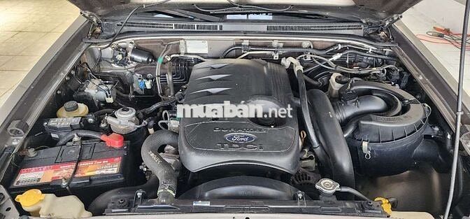 FORD EVEREST 2010 2.5L 4x2 MT .XE ĐẸP.