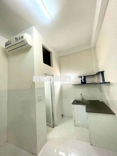 Phòng trọ cao cấp có máy lạnh Dương Quảng Hàm