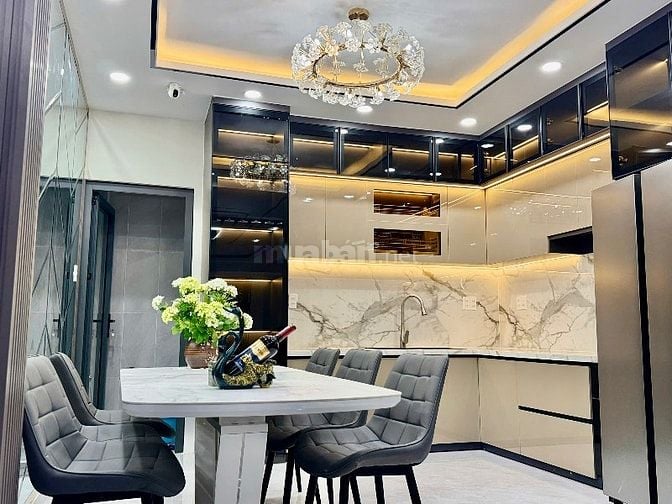 Chinh chủ bán nhà lô nhi đường nguyễn thi thập